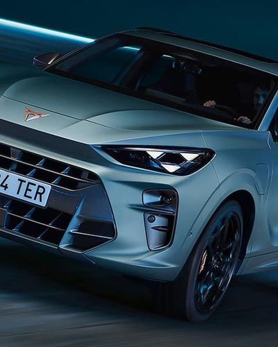 Cupra Terramar 2025: Mẫu SUV thể thao mới chạy bằng xăng và hybrid