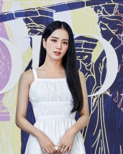 Jisoo (Blackpink) góp mặt trong chiến dịch quảng bá túi xách Lady Dior
