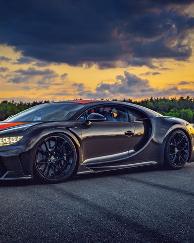Bugatti Chiron Super Sport gây ấn tượng với màu ngoại thất lấy cảm hứng từ Type 55 Super Sport