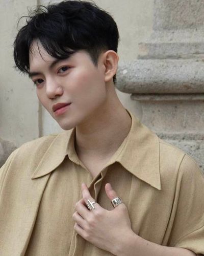 Thiết kế 'độc lạ' của NTK Việt tại Spring Summer 2025 Milan Fashion Week