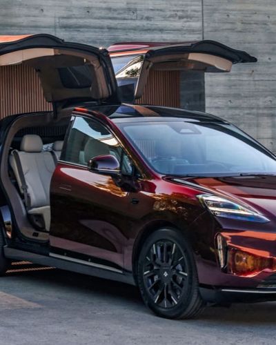Chi tiết GAC Aion Hyptec HT, SUV cửa 'cánh chim' sắp về Việt Nam