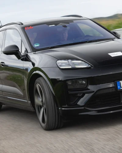 Chi tiết ô tô điện Porsche Macan EV 2024 giá hơn 4 tỉ đồng tại Việt Nam