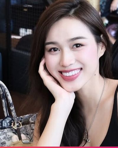 Túi hiệu hơn 800 triệu đồng của Đỗ Thị Hà