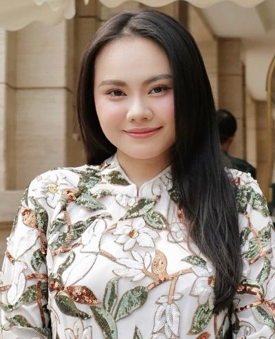 NTK Vi Nguyễn – Từ giấc mơ nhỏ đến khoảnh khắc BLACKPINK diện thiết kế Việt trên sân khấu toàn cầu