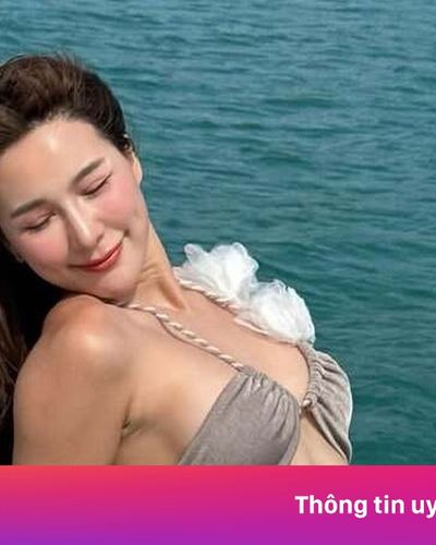 Bạn gái gợi cảm của Mario Maurer