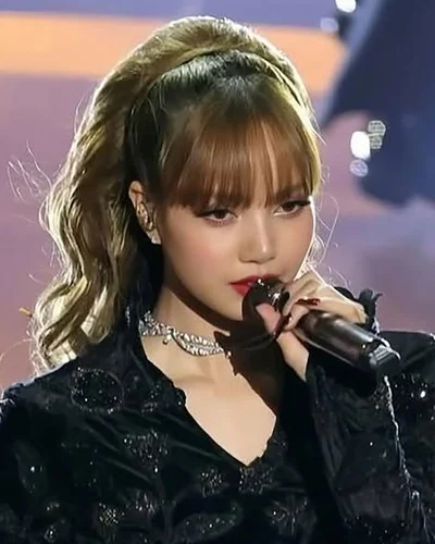Liệu Lisa có trở thành Bond Girl mới của series điệp viên 007?