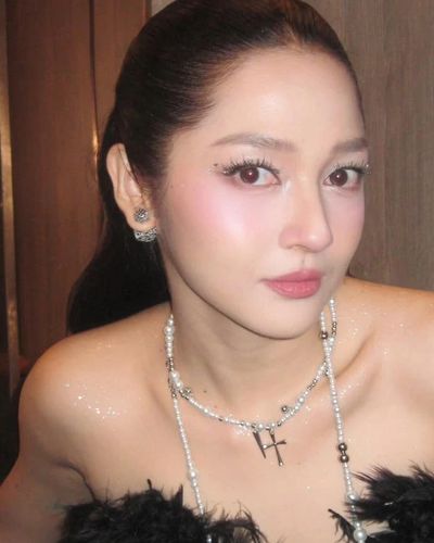 Bảo Anh giữa những tranh luận
