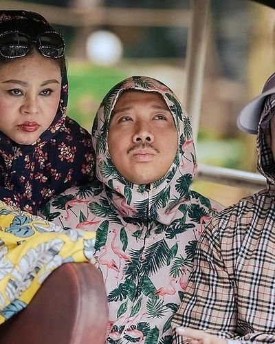 Thấy gì khi hàng loạt phim Việt liên tiếp thu trăm tỷ