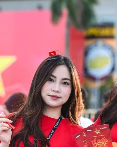 50.000 khán giả đổ về sân Mỹ Đình xem 'concert quốc gia'
