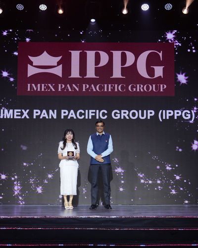 Tập đoàn của ông Johnathan Hanh Nguyễn được vinh danh hai giải thưởng quốc tế