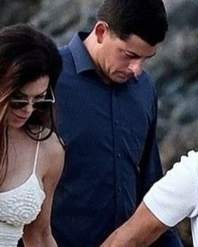 Vợ chồng tỷ phú Jeff Bezos nghỉ dưỡng cùng Leonardo Dicaprio