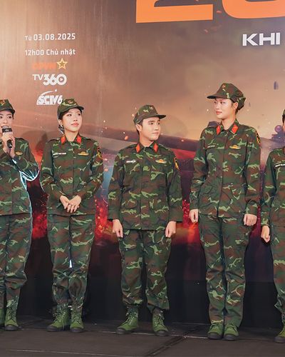 30 nghệ sĩ cùng khoác màu áo lính tại Sao Nhập Ngũ 2025