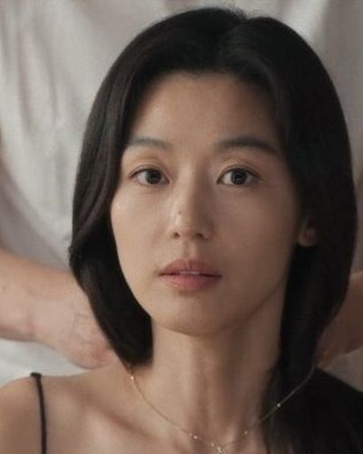 Jun Ji Hyun bị tẩy chay, hủy bỏ loạt quảng cáo?