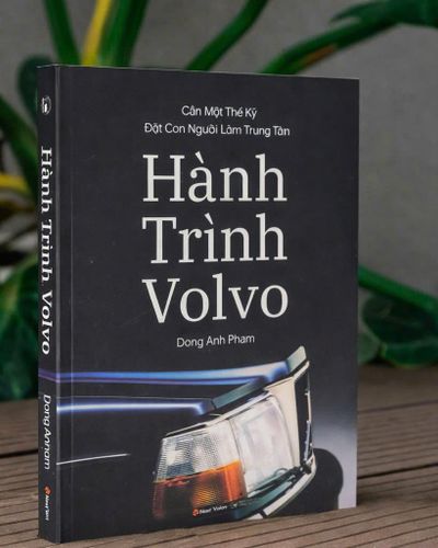 Volvo sử dụng sách của tác giả Việt làm quà tặng thương hiệu