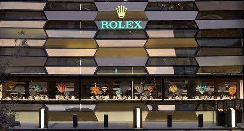 Có gì bên trong cửa hàng đồng hồ Rolex lớn nhất thế giới