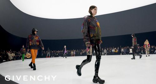 Givenchy Xuân Hè 2022: Phá vỡ giới hạn phong cách cá nhân