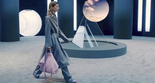 Chủ nghĩa vị lai - Xu hướng thiết kế trong BST Salvatore Ferragamo Thu Đông 2021
