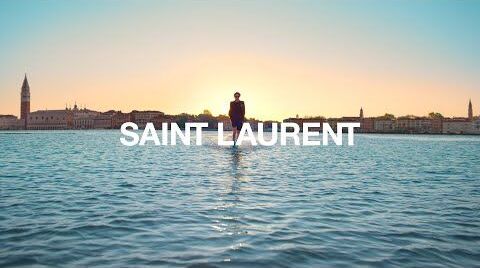 Saint Laurent- Men's spring/ summeer 2022: Chuyến du hành đến tương lai