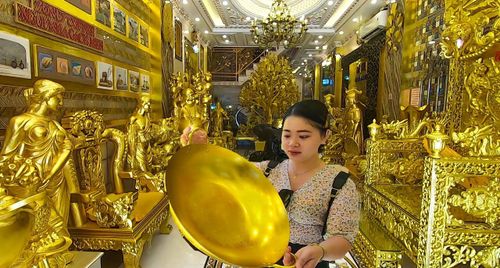 Choáng ngợp với Ngôi nhà Dát vàng từ A đến Z của Đại gia Bất Động sản ở Cần Thơ
