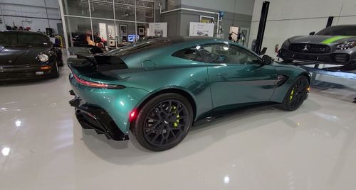 2022 Aston Martin Vantage F1 Edition: Một góc cạnh sắc nét hơn