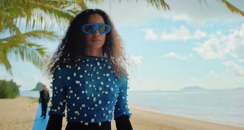 Jacquemus - Spring Summer 2022: Đường băng trải dài từ Pháp đến Hawaii