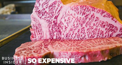 Tại sao thịt bò Wagyu lại đắt như vậy ?