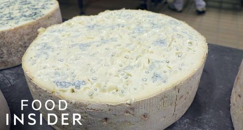 Phô Mai Gorgonzola Ý được tạo ra như thế nào ?