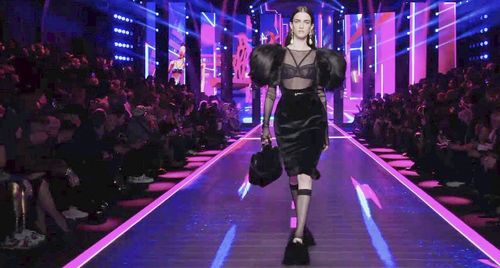Dolce & Gabbana | Fall Winter 2022/2023: Thời đại của metaverse