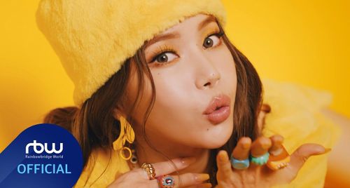 MV Honey -  Đánh dấu MAMAMOO's Solar chính thức trở lại sân chơi Kpop