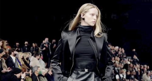 Givenchy | Fall Winter 2022/2023: Thời thượng và hiện đại
