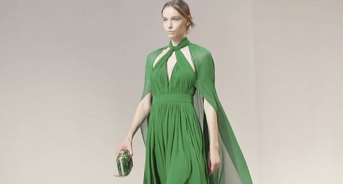 Elie Saab - Fall Winter 2022/2023: Sự đa dạng trong phong cách