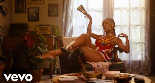 MV "Vegas" từ nữ rapper Doja Cat: Khi âm nhạc trở thành lời dẫn truyện cho điện ảnh
