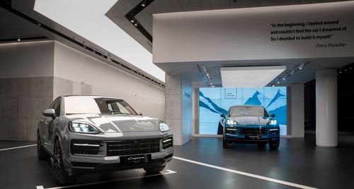 Chiêm ngưỡng Porsche Cayenne vừa ra mắt tại Việt Nam