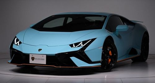 Khách hàng mua xe Lamborghini phải đợi gần một năm mới có thể nhận bàn giao xe