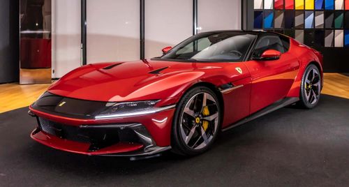 Ferrari 12Cilindri: Động cơ khủng khiếp