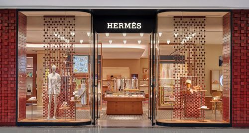 Hermès sắp soán ngôi Louis Vuitton, trở thành hãng xa xỉ nhất