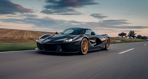 Siêu xe Ferrari LaFerrari mui trần được rao bán 6,5 triệu Euro