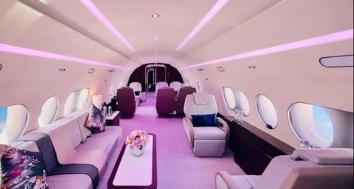 Bên trong máy bay 15.000 USD/giờ thuê của những người trên cả giàu có