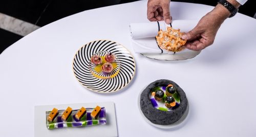 Đầu Bếp Ba Sao Michelin Christian Le Squer Mang ẩm Thực Phong Cách Thời Trang Cao Cấp “haute Couture” đến La Maison 1888