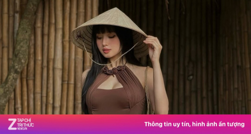 Tâm Tít đằm thắm với monokini và nón lá