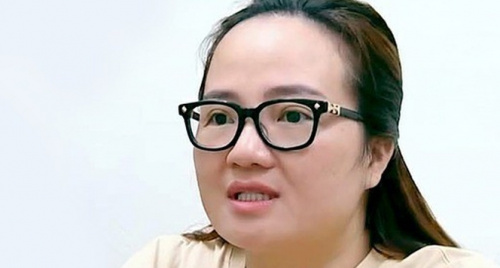 Lý do các kênh mạng xã hội của Hoàng Hường chưa bị khóa
