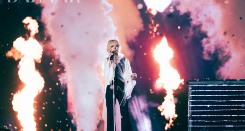 Châu Bùi chứng minh bản lĩnh tại Em Xinh “Say Hi” Concert Hà Nội