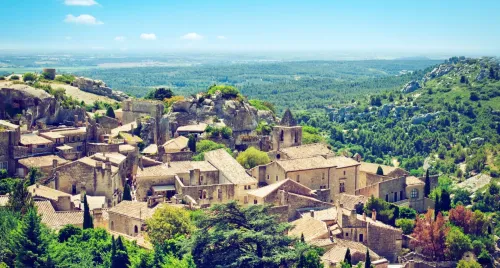 Khám phá Arles: 17 điểm đến hòa quyện nghệ thuật, di sản và thời gian