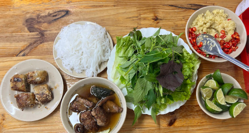 Gợi ý top 5 quán bún chả Hà Nội ngon nổi tiếng ở Thủ đô