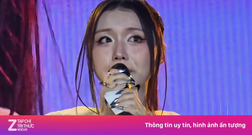 Han Sara khóc nức nở