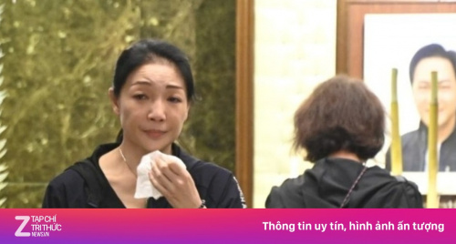 Vợ khóc nghẹn trong lễ tang 'Triển Chiêu' Chân Chí Cường