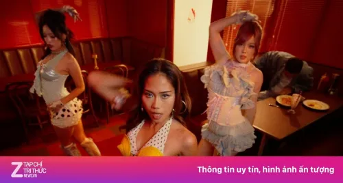 Nhóm nhạc nữ phải gỡ bỏ MV vì quá hở hang