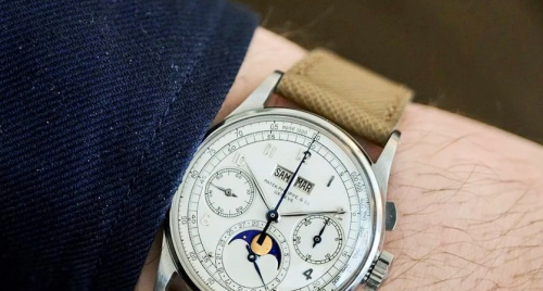 Đồng hồ Patek Philippe cổ đắt nhất từng được đấu giá