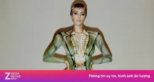 Kim Kardashian gây sốc với ảnh khỏa thân