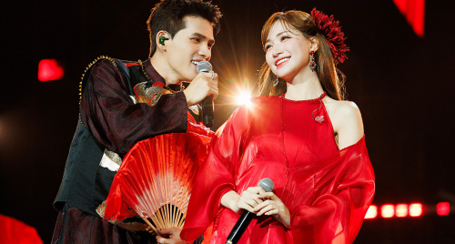 Quốc Thiên ủng hộ 200 triệu đến đồng bào miền Trung tại Concert SKYNOTE 2025